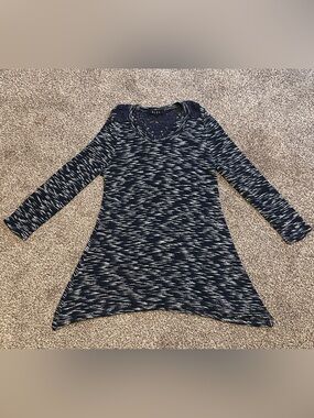 B.L.E.U. Deep Navy Crochet Lace Shell Top